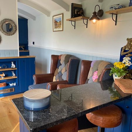 The Bibury - Westwell Downs Shepherd Huts 옥스퍼드 외부 사진