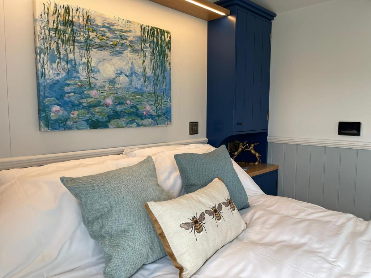 The Bibury - Westwell Downs Shepherd Huts 옥스퍼드 외부 사진
